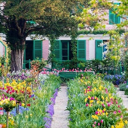 Maison Fleurs De Lys, Climatisee, Wifi Et Parking Privee Gratuit, Lave-Linge, Vernon Giverny Екстериор снимка